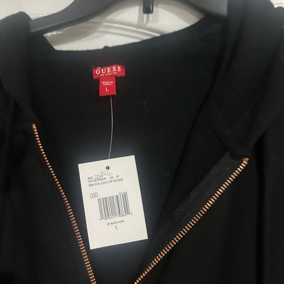 NWT size L Guess zip up hoodie - Picture 2 of 4